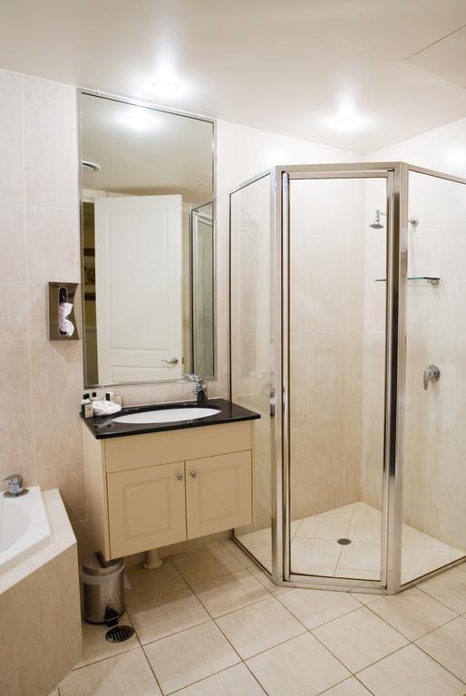 Redearth Boutique Hotel Mount Isa Room photo